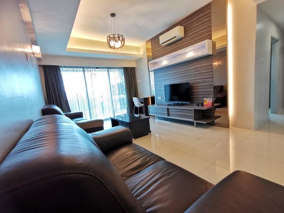 Glamorous At Kinta Riverfront Apartment อิโปห์ ภายนอก รูปภาพ