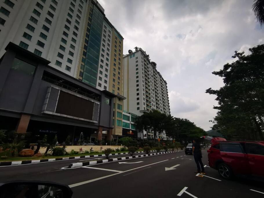 Glamorous At Kinta Riverfront Apartment อิโปห์ ภายนอก รูปภาพ